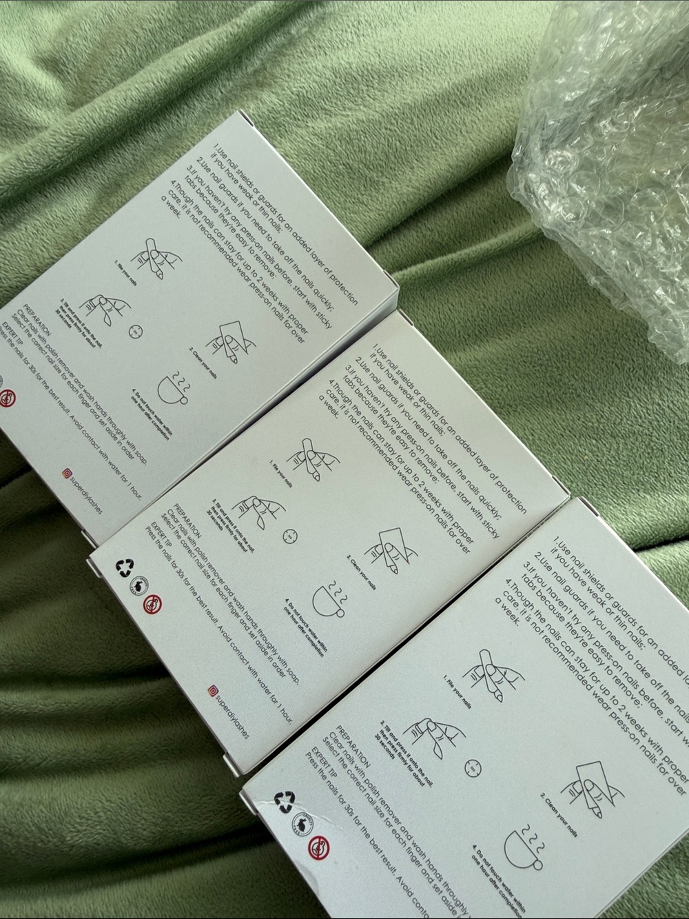 Set of 3 Press on nail - Picture 2 of 2